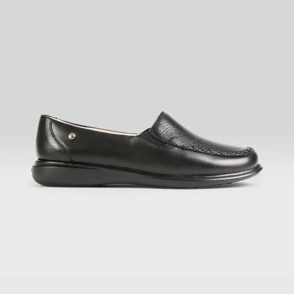 Laura - Zapato Casual en Piel de Venado con Borrego Acabado de Tejido Jarking   Laura - Zapato Casual en Piel de Venado con Borrego Acabado de Tejido Jarking