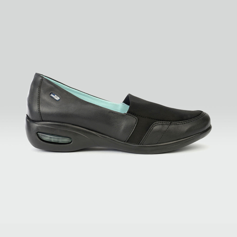  Mar - Zapato Casual de Piel Negro con Floreta de Licra y Amplitud Especial Jarking 